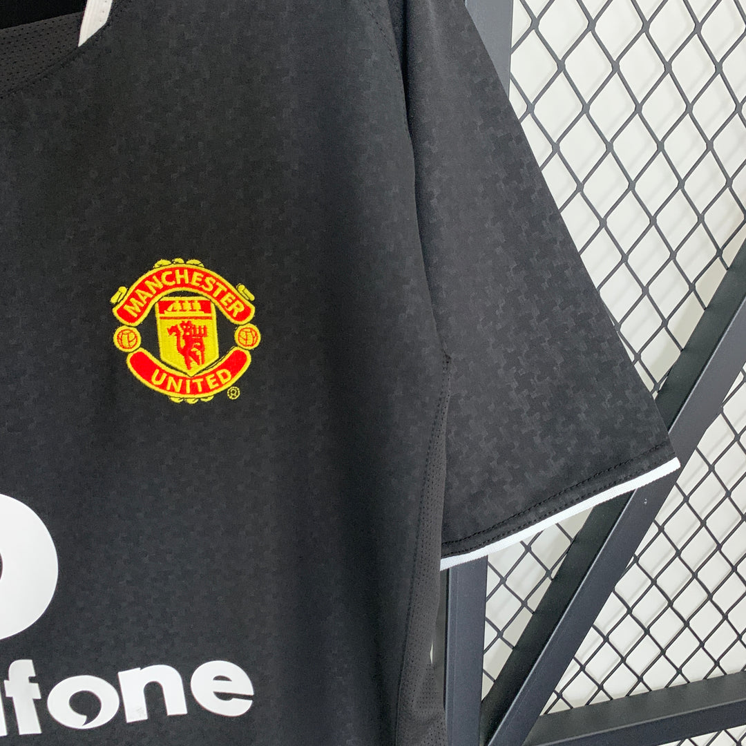 MANCHESTER UNITED 2003 - 2004 AWAY JERSEY