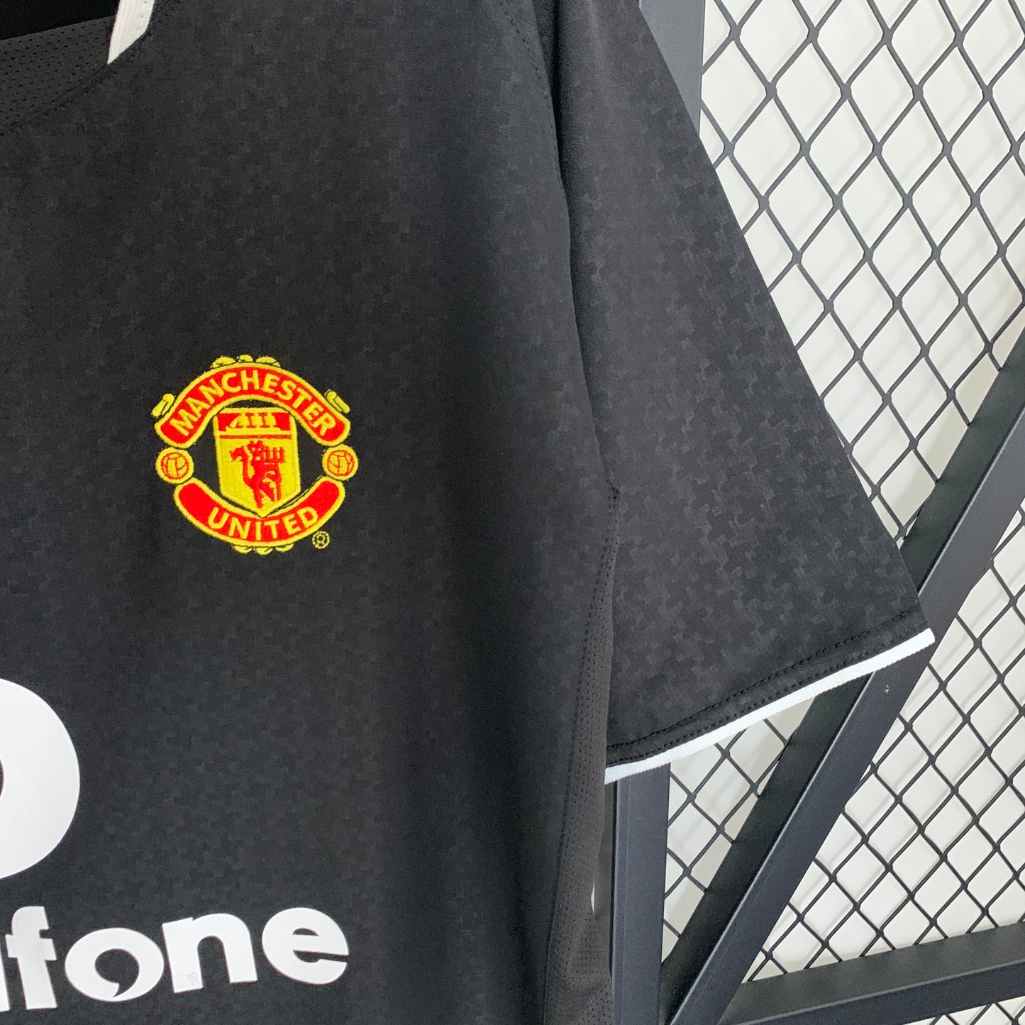MANCHESTER UNITED 2003 - 2004 AWAY JERSEY