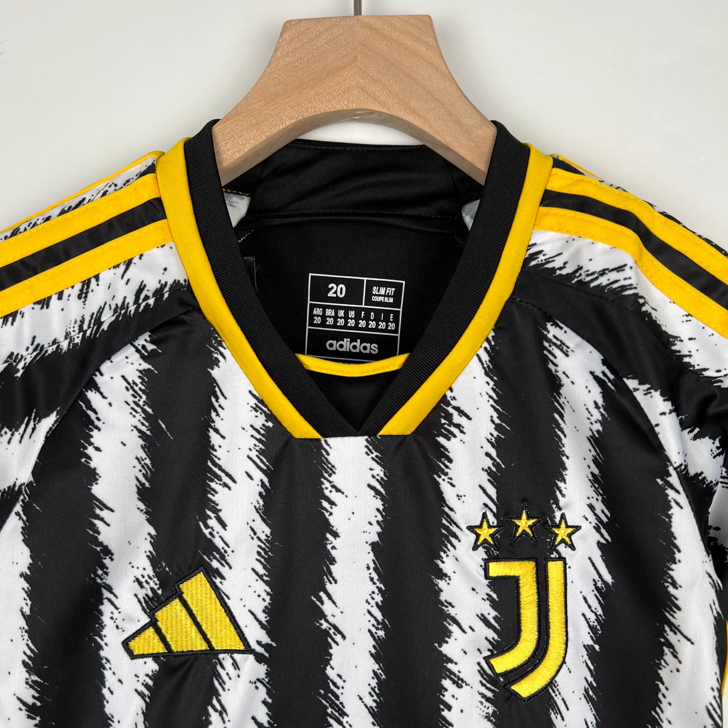 JUVENTUS 2023 - 2024 HOME JERSEY FOR KIDS