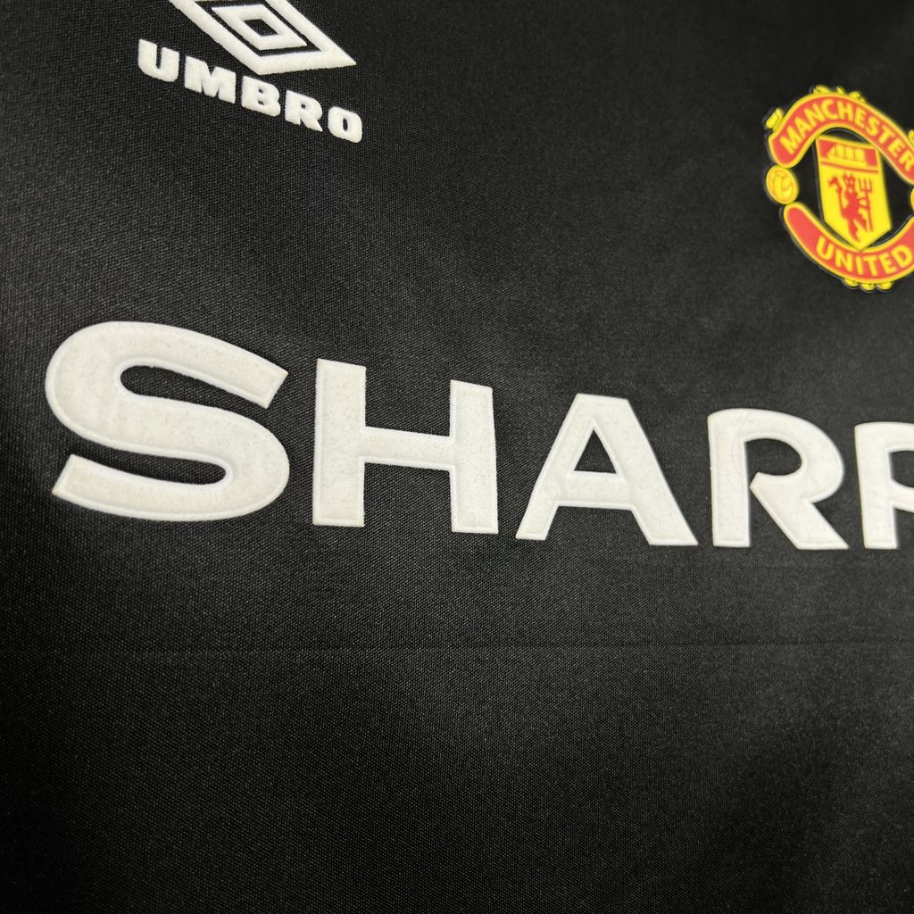 MANCHESTER UNITED 1998 - 1999 THIRD JERSEY