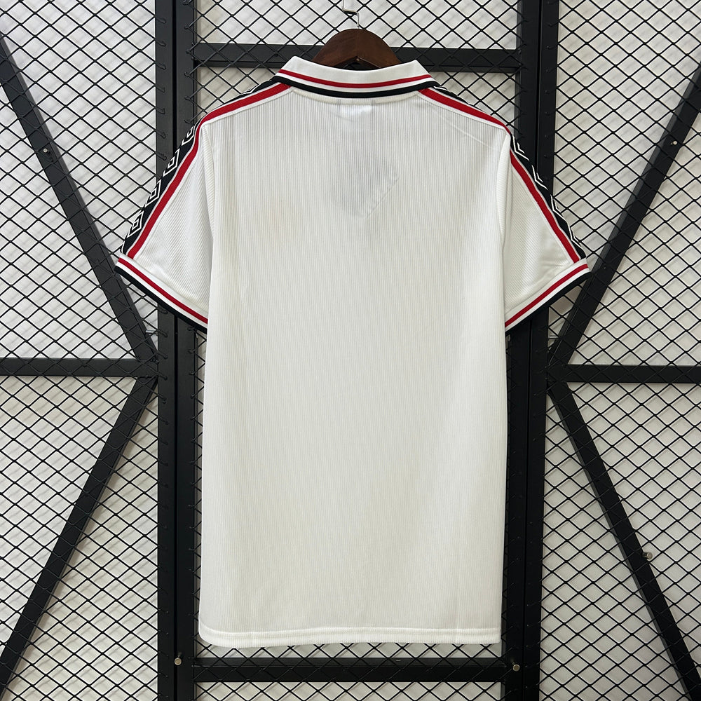 MANCHESTER UNITED 1998 - 1999 COMMEMORATIVE EDITION