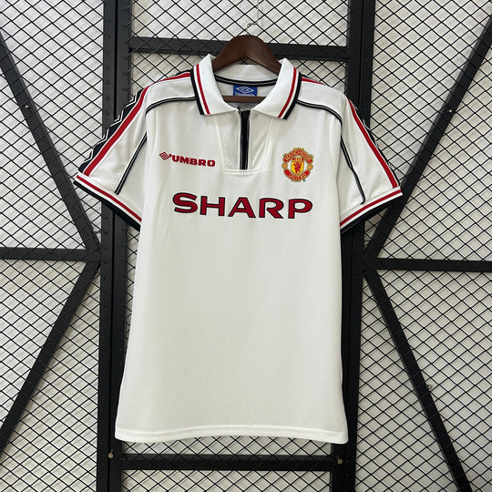 MANCHESTER UNITED 1998 - 1999 COMMEMORATIVE EDITION
