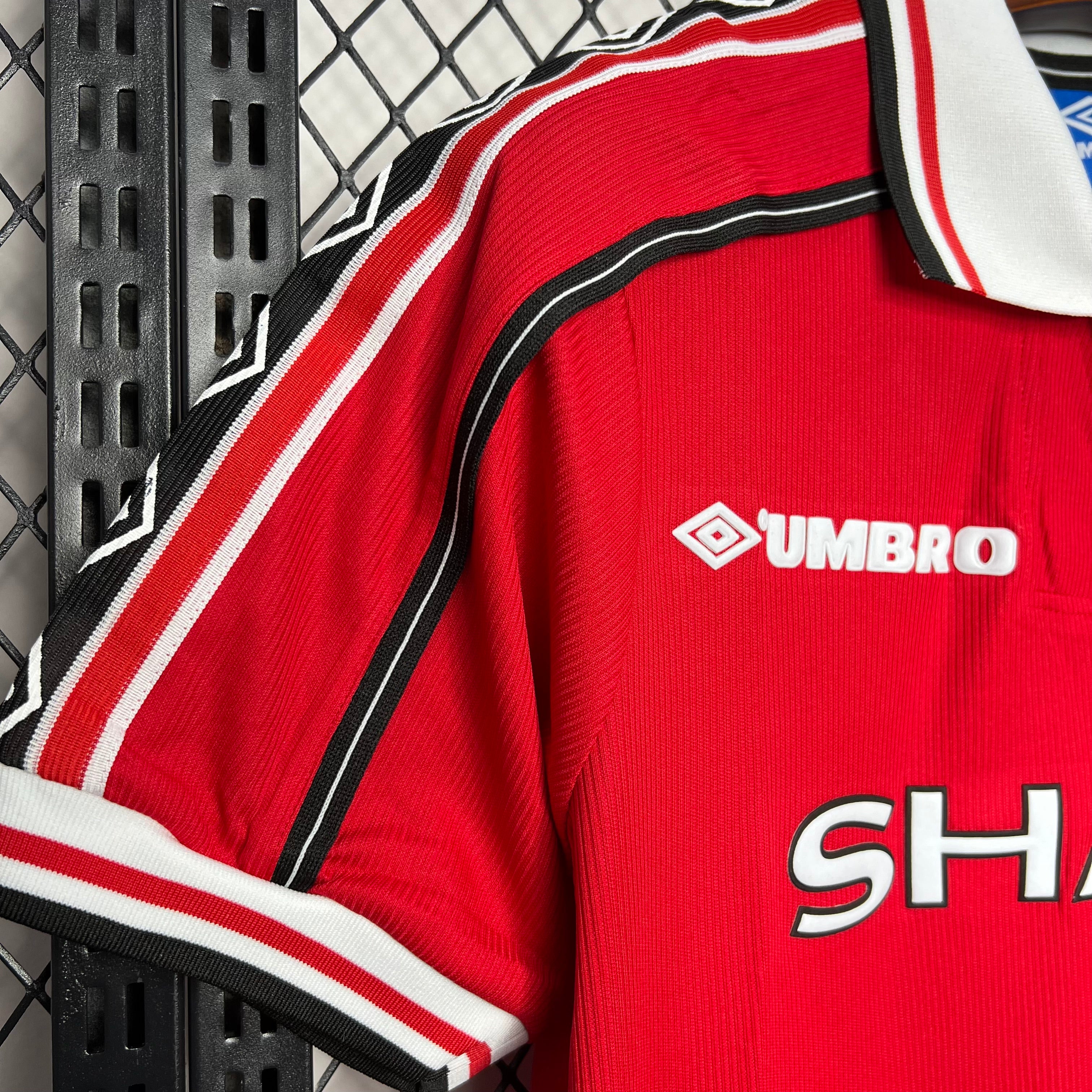 MANCHESTER UNITED 1998 - 1999 HOME JERSEY – retrokitshop.com