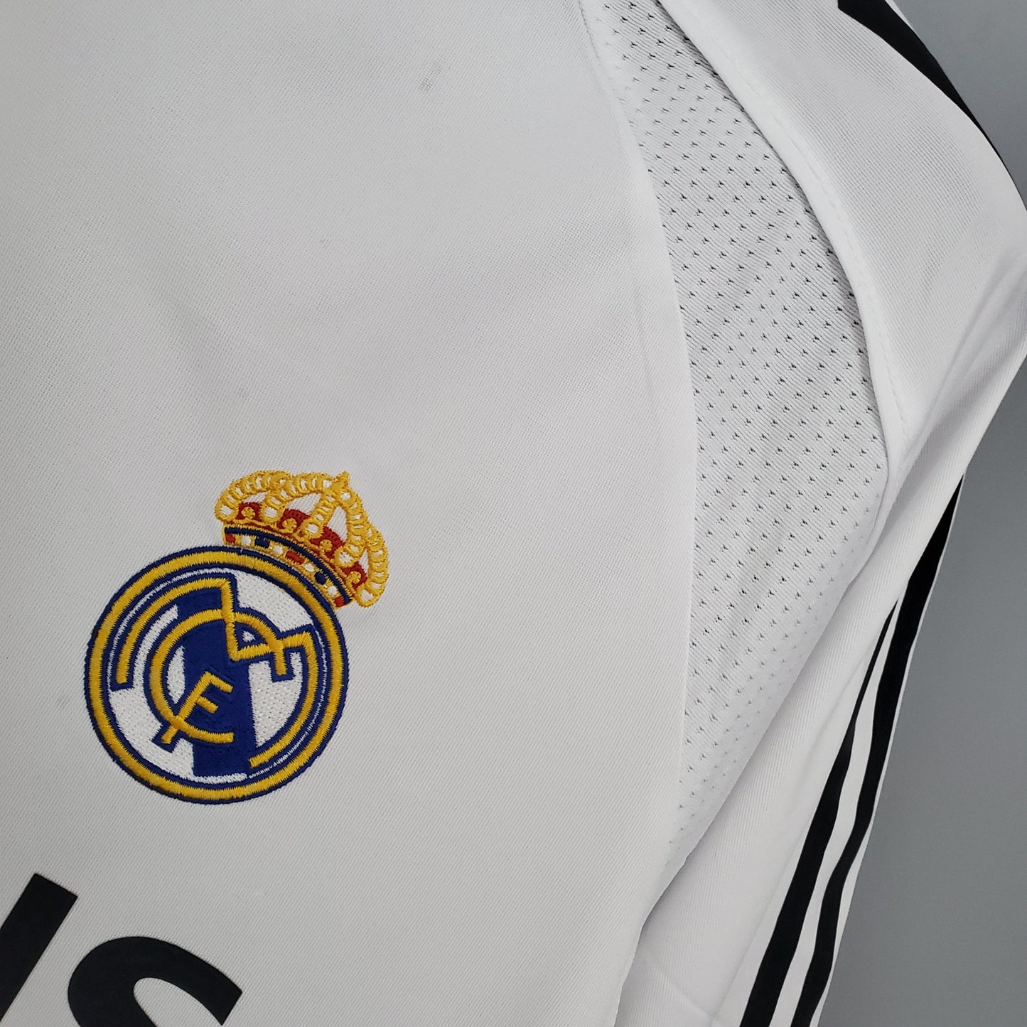 REAL MADRID 2005 - 2006 HOME JERSEY