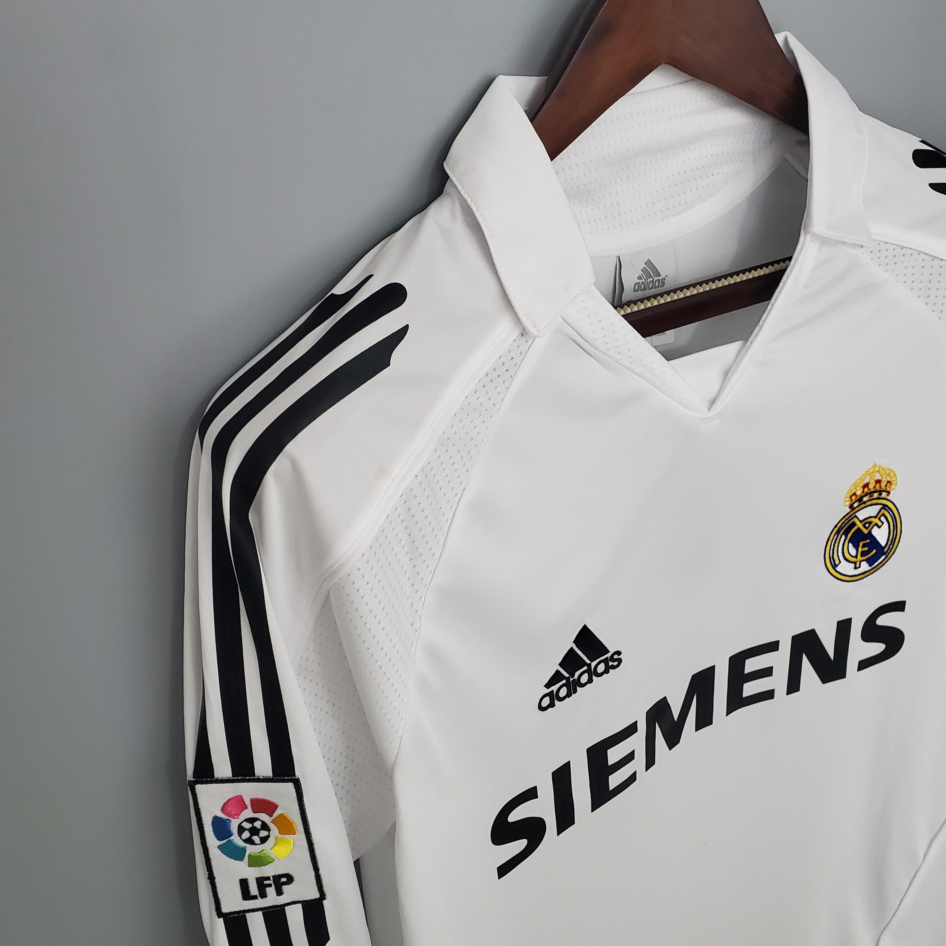 Real madrid jersey outlet 2005