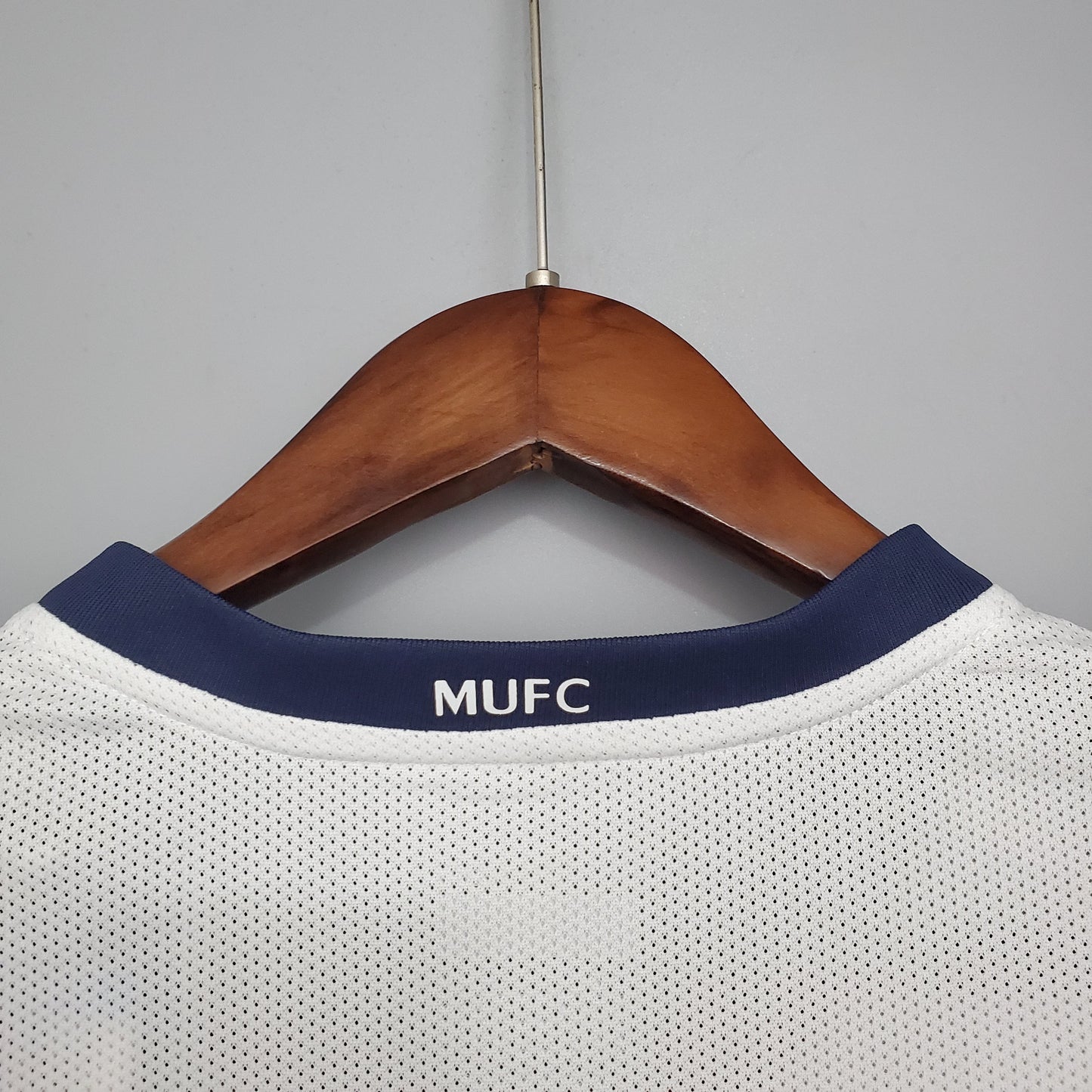 MANCHESTER UNITED 2008 - 2009 AWAY JERSEY
