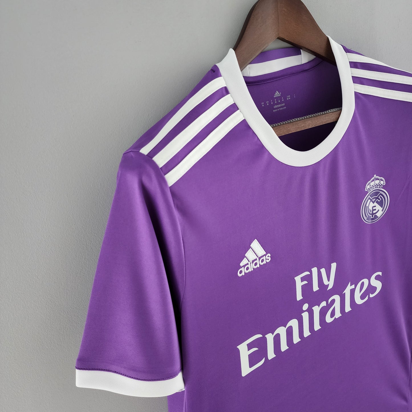 REAL MADRID 2017 - 2018 AWAY JERSEY