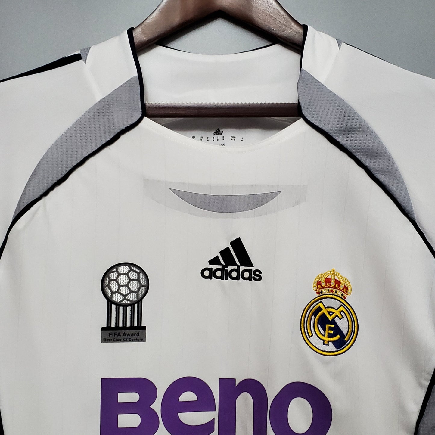 REAL MADRID 2006 - 2007 HOME JERSEY LONG-SLEEVED