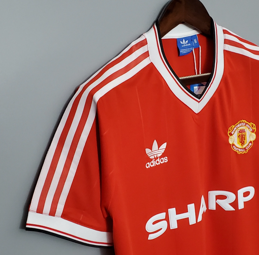 MANCHESTER UNITED 1982 - 1984 HOME JERSEY