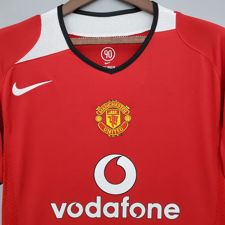 MANCHESTER UNITED 2004 - 2005 HOME JERSEY