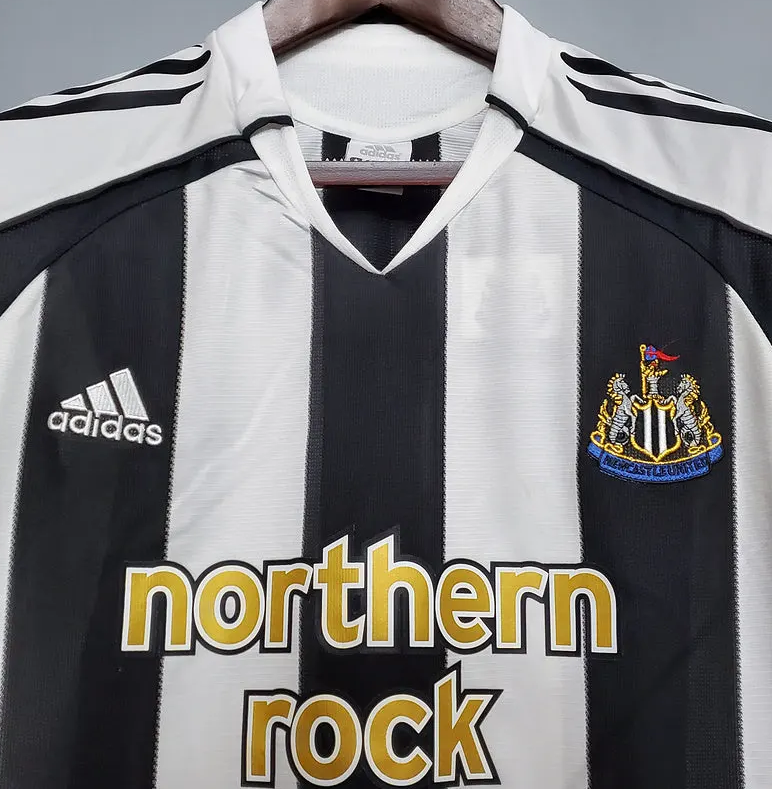 NEWCASTLE 2005 - 2006 HOME JERSEY