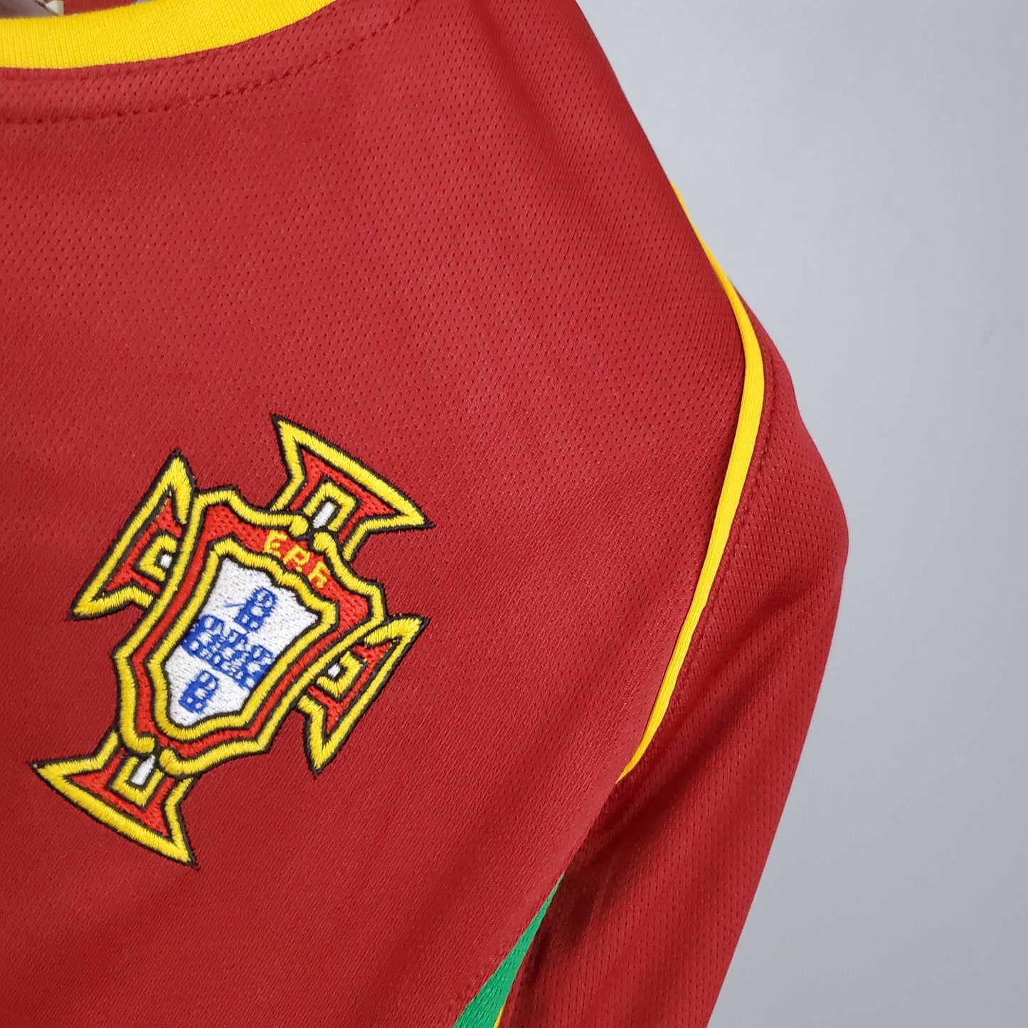 PORTUGAL 2002 HOME JERSEY