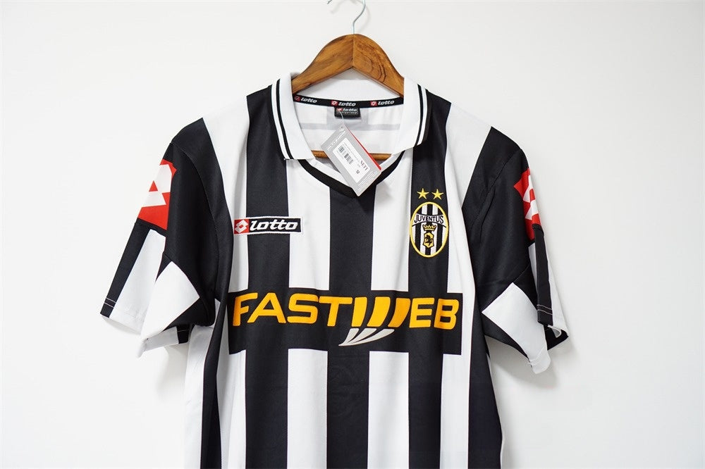 JUVENTUS 2001 - 2002 HOME JERSEY – retrokitshop.com